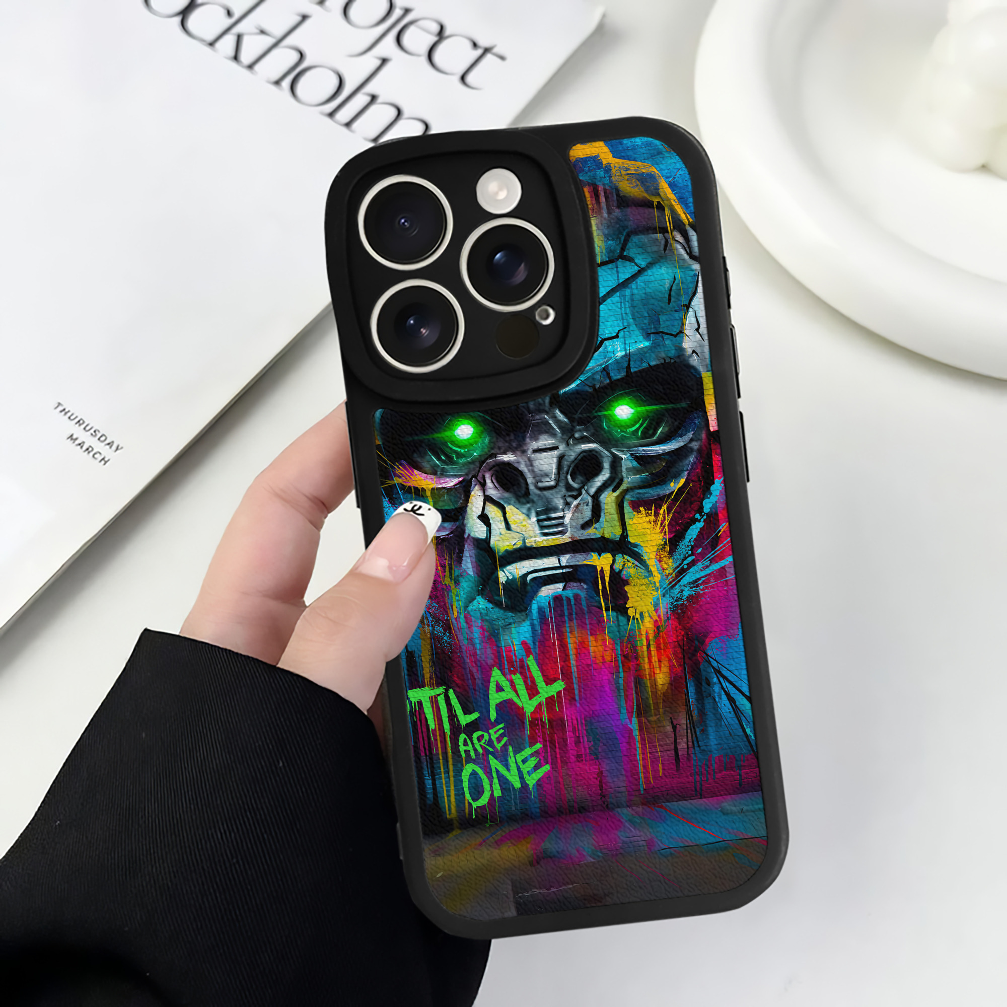 （画像用） Transformers トランスフォーマー 【iPhone 16シリーズ対応】シリコンスマホケース（レザー調） 材質：シリコン
